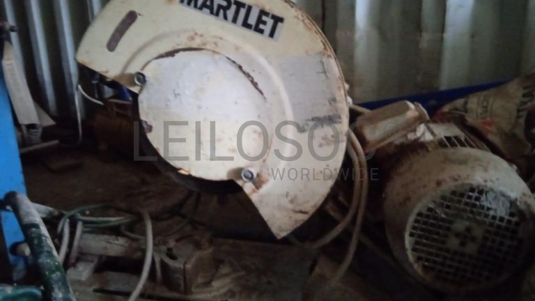 Máquina para fazer rosca + Diversos + Bomba de água + Motores + Diversos + Diversos + Bombas de água + Diversos + Diversos + Compressor de ar + Compressor de ar + Compactadora Turner Morris + Compressor de ar + Compressor Oceanos + Contentor de 40P ·