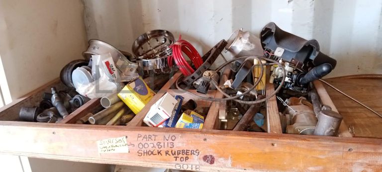 Máquina de desmontar pneus + Máquina pressão + Diversos + Diversos + Diversos + Diversos ·