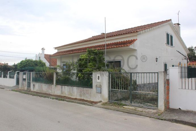 Moradia V3+2 · Seixal