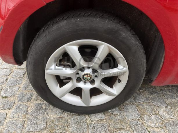 Alfa Romeo Mito 1.3 Multijet · Ano 2011