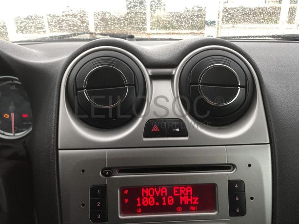 Alfa Romeo Mito 1.3 Multijet · Ano 2011