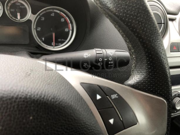 Alfa Romeo Mito 1.3 Multijet · Ano 2011