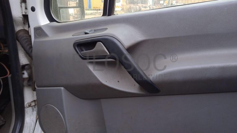 Volkswagen Crafter ·