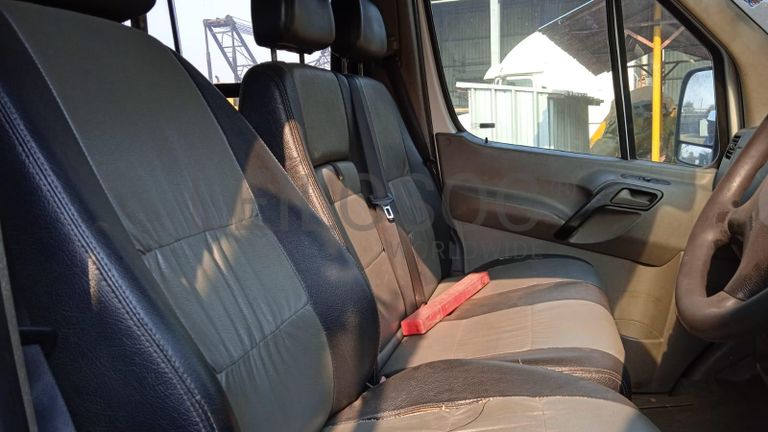 Volkswagen Crafter ·