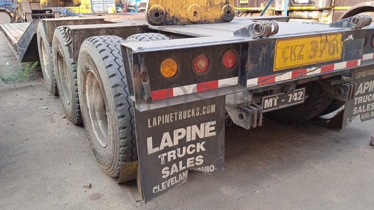 PORTA MÁQUINAS RG-80 ·