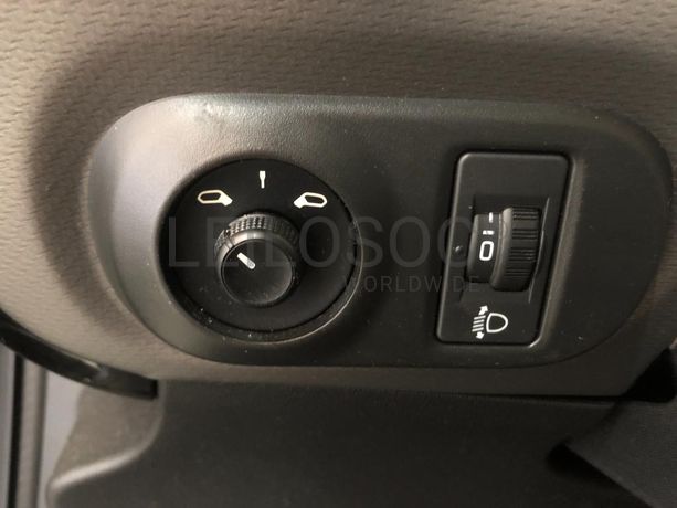 Citroën C4 Cactus 1.6 Blue HDI · Ano 2015