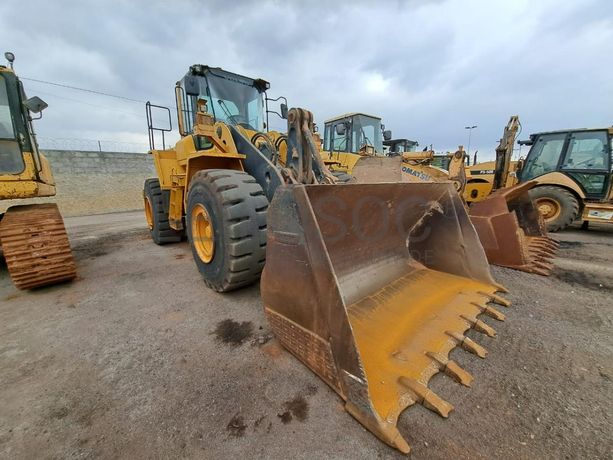 Pá Carregadoras de Pneus VOLVO ·