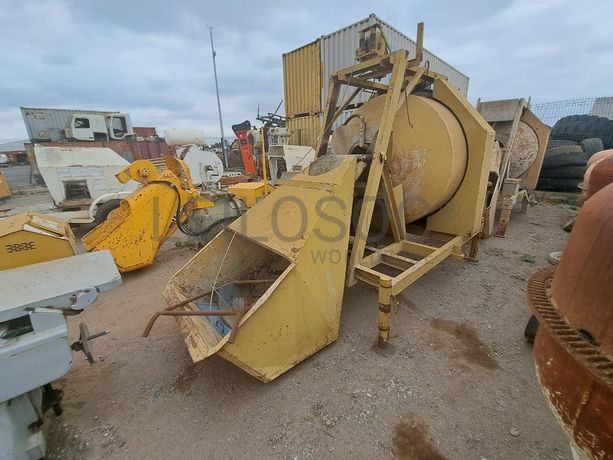 BETONEIRA ELÉCTRICA · Viana