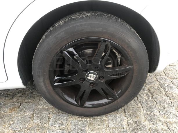 Seat Leon 1.6TDI · Ano 2011