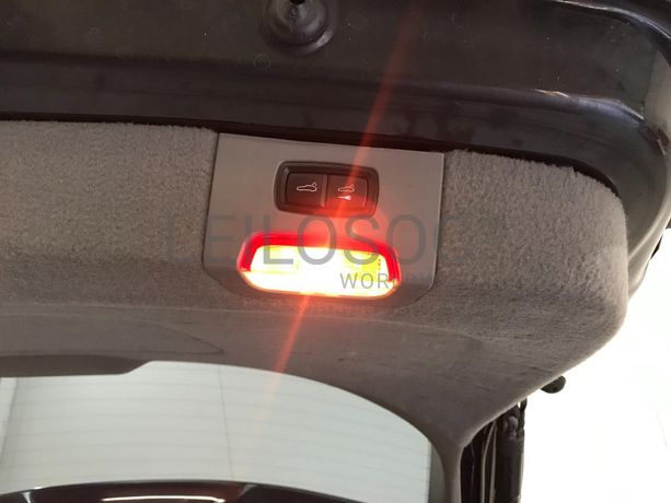 Porsche Cayenne 4.8 Turbo V8 · Ano 2010