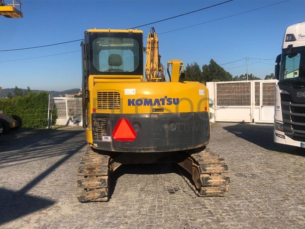Mini Giratória Komatsu PC88MR-8 ·