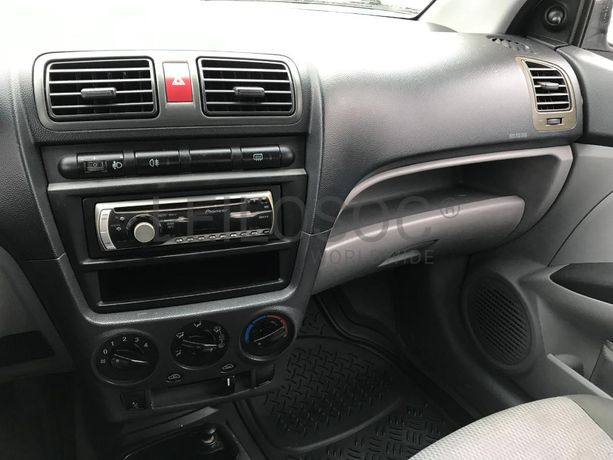 Kia Picanto 1.1 CRDI · Ano 2007