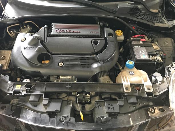 Alfa Romeo Mito 1.3 Multijet · Ano 2012