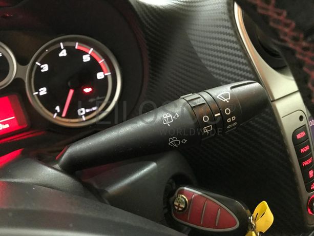 Alfa Romeo Mito 1.3 Multijet · Ano 2012