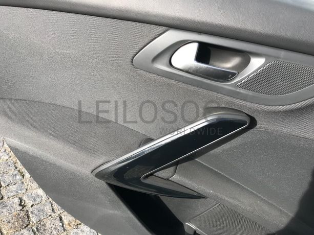 Peugeot 508 SW 1.6 BlueHDI · Ano 2015