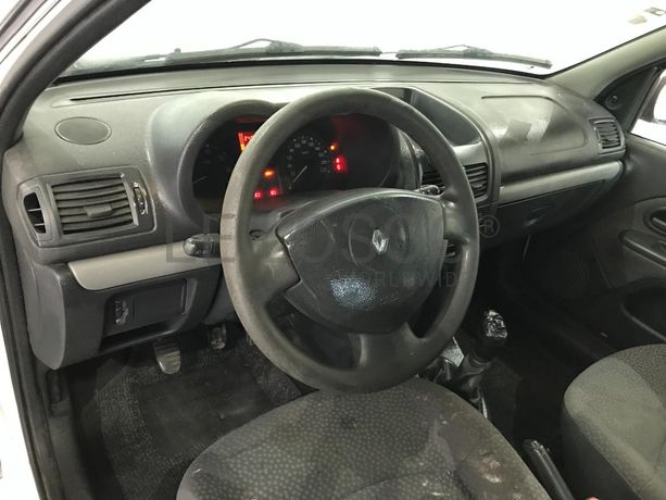 Renault Clio 1.5DCI · Ano 2008