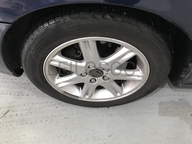 Volvo S60 D5 2.4D · Ano 2003