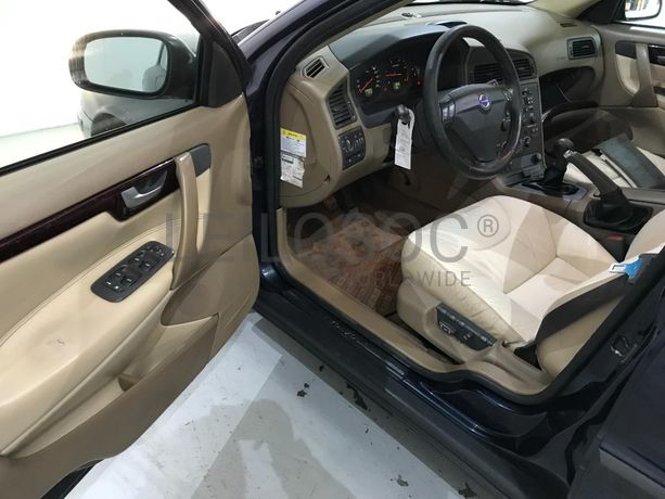 Volvo S60 D5 2.4D · Ano 2003