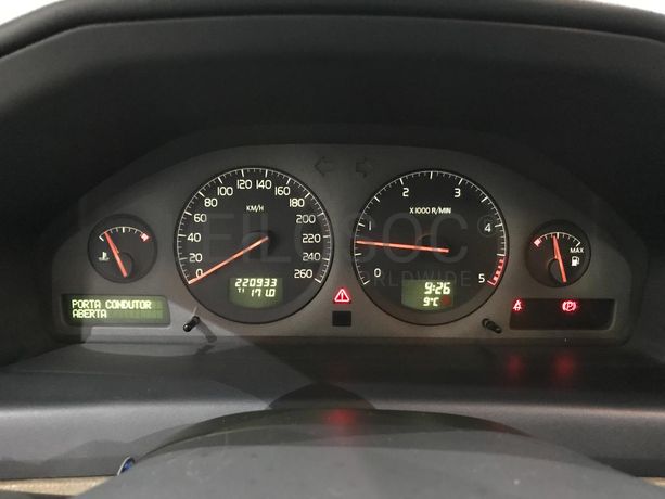 Volvo S60 D5 2.4D · Ano 2003