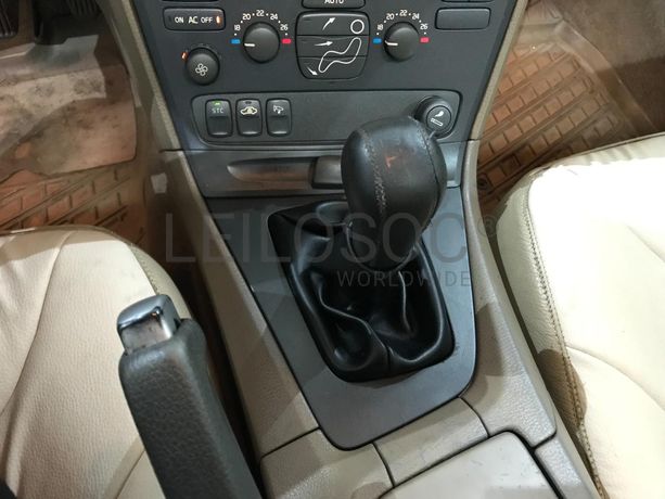 Volvo S60 D5 2.4D · Ano 2003