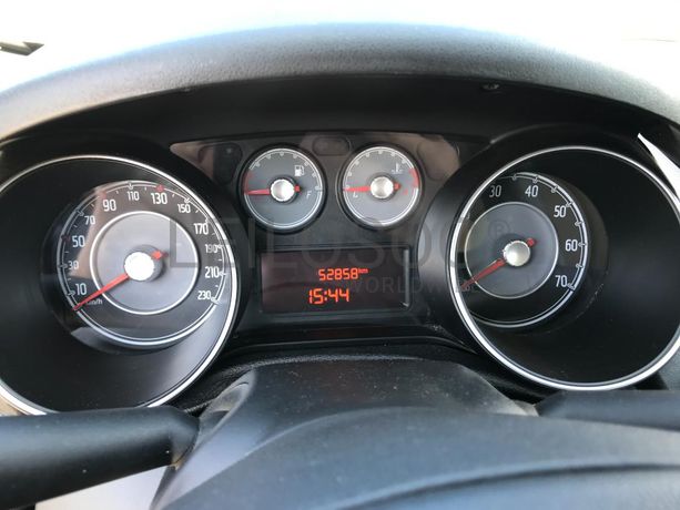 Fiat Punto 1.2 · Ano 2016