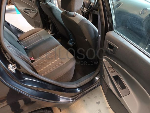 Ford Fiesta 1.4 TDCi · Ano 2009