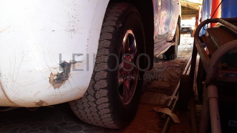 Toyota Land Cruiser ·