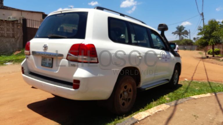 Toyota Land Cruiser ·