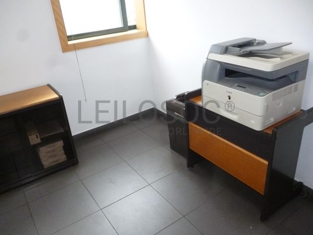 Estabelecimento Comercial · Transformação, reciclagem e refinação de alumínios e outros resíduos · Viana do Castelo