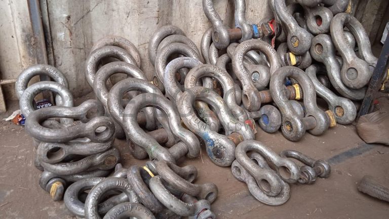 Diversos + Manilhas + Diversos + Diversos + Contentor de 40P ·