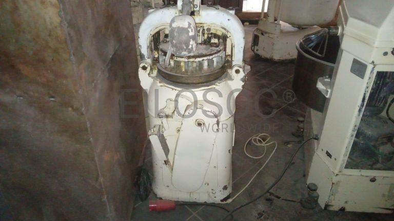 Divisora de massa ·