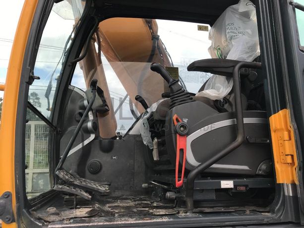 Giratória de Rastos Hyundai Robex 210 NLC-9