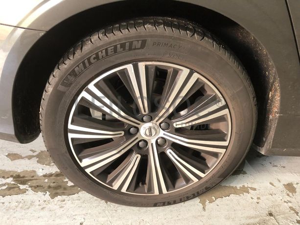 Volvo S90 · Ano 2021