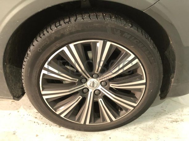 Volvo S90 · Ano 2021