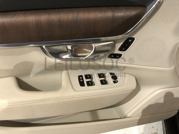 Volvo S90 · Ano 2021