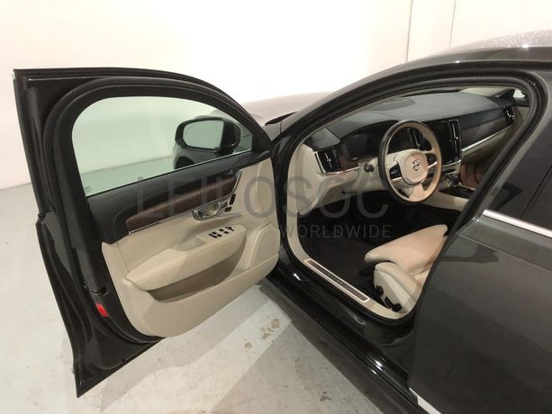 Volvo S90 · Ano 2021