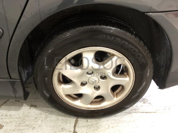 Citroën C5 · Ano 2001