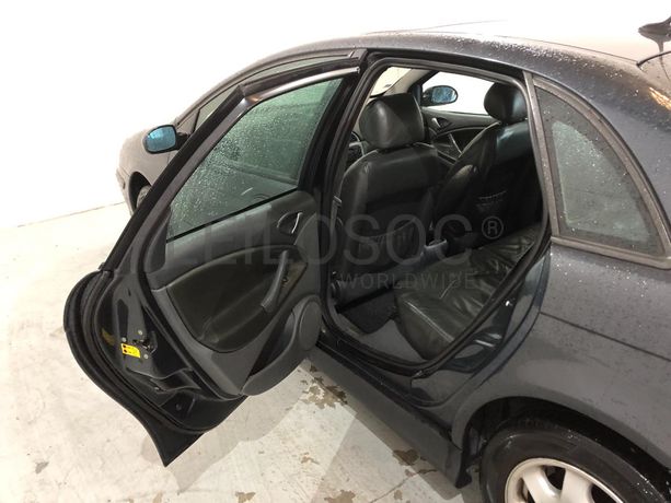 Citroën C5 · Ano 2001