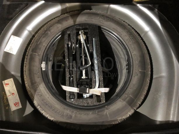 Volkswagen Golf 1.6 TDI · Ano 2010