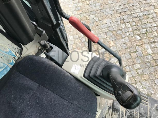 Giratória Rastos Kobelco