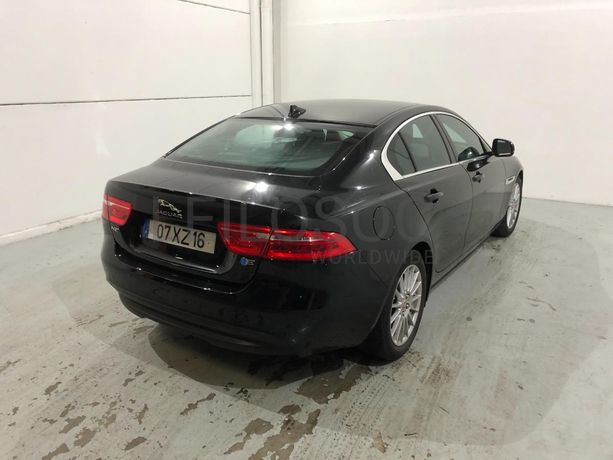 Jaguar XE 2.0 · Ano 2016