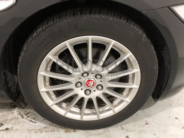 Jaguar XE 2.0 · Ano 2016