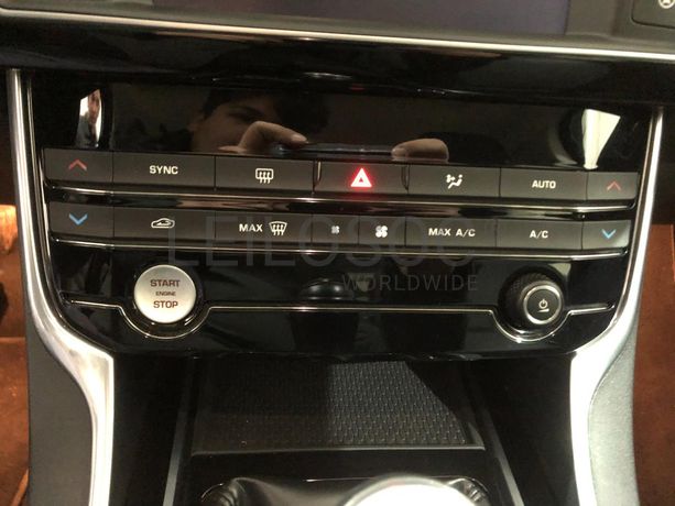 Jaguar XE 2.0 · Ano 2016