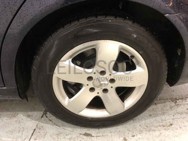 Mercedes-Benz E 270 · Ano 2002