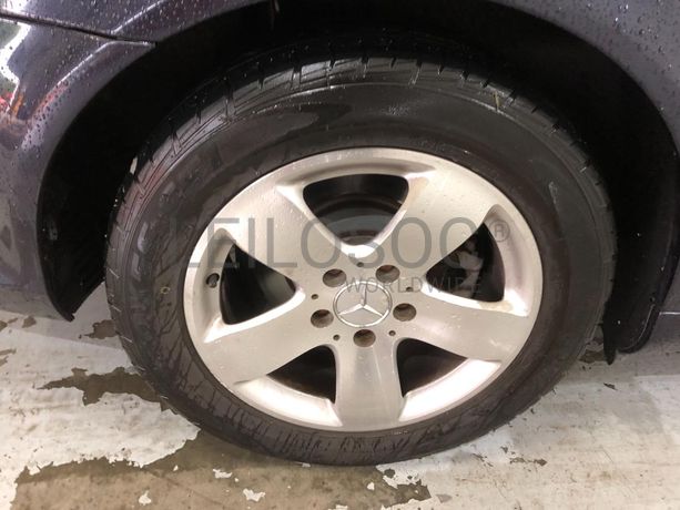 Mercedes-Benz E 270 · Ano 2002