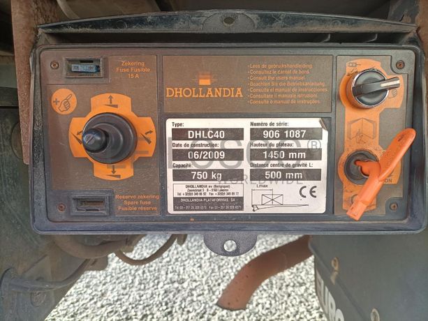 Toyota Dyna 35.33 D4D · Ano 2009 · Plataforma Elevatória