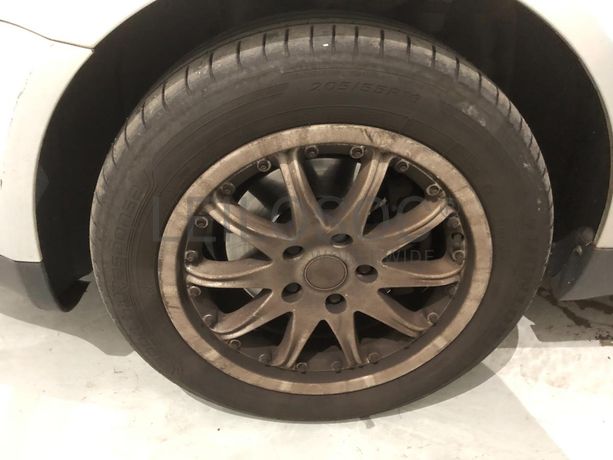 Volkswagen Passat 1.9 TDI· Ano 2001