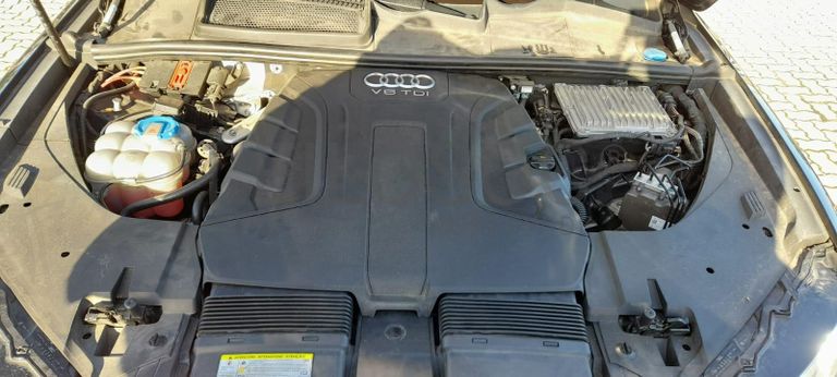 Audi Q7 3.0 TDI - 7 Lugares
