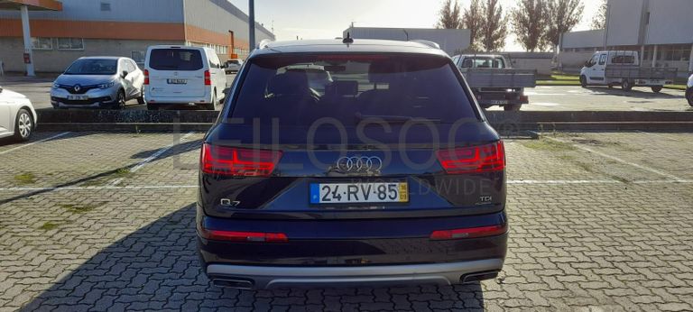 Audi Q7 3.0 TDI - 7 Lugares