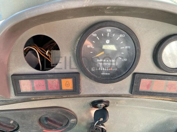 Retroescavadora New Holland FB100